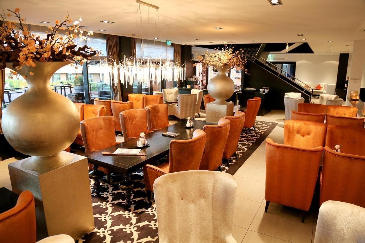 Van Der Valk Hotel Almere Bagian luar foto