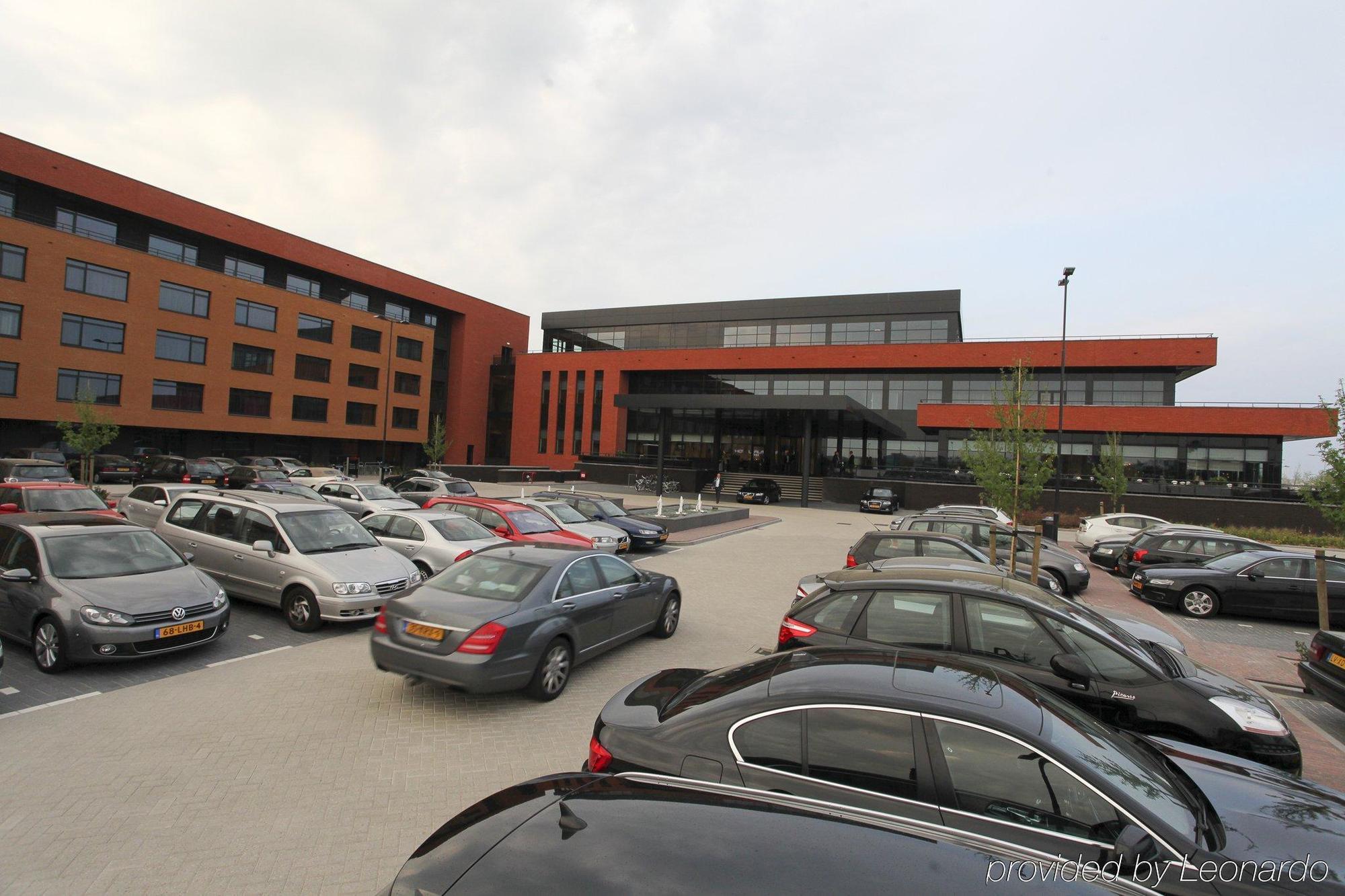 Van Der Valk Hotel Almere Bagian luar foto