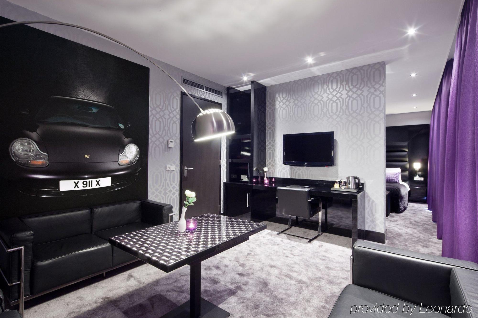 Van Der Valk Hotel Almere Bagian luar foto
