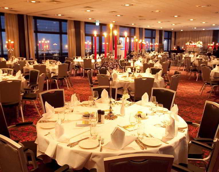 Van Der Valk Hotel Almere Bagian luar foto