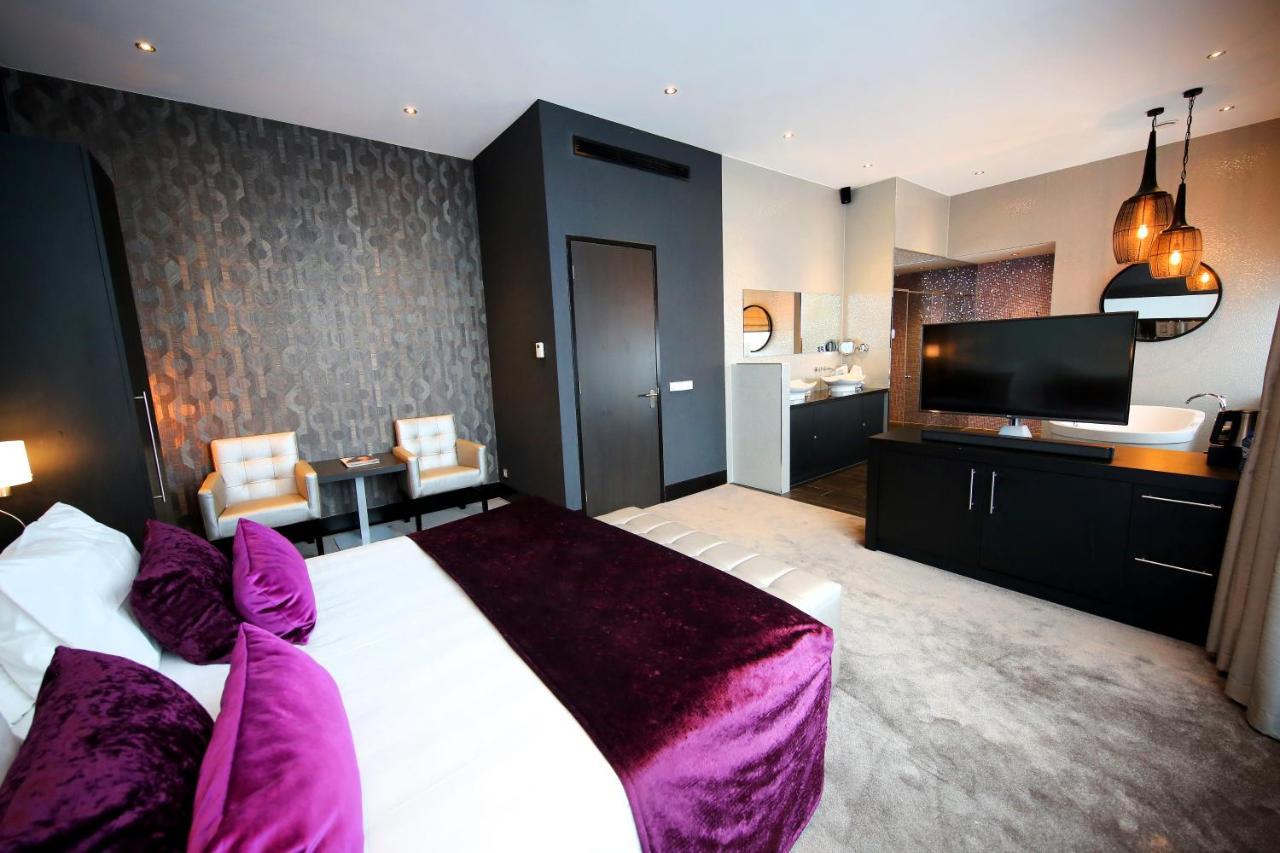Van Der Valk Hotel Almere Bagian luar foto